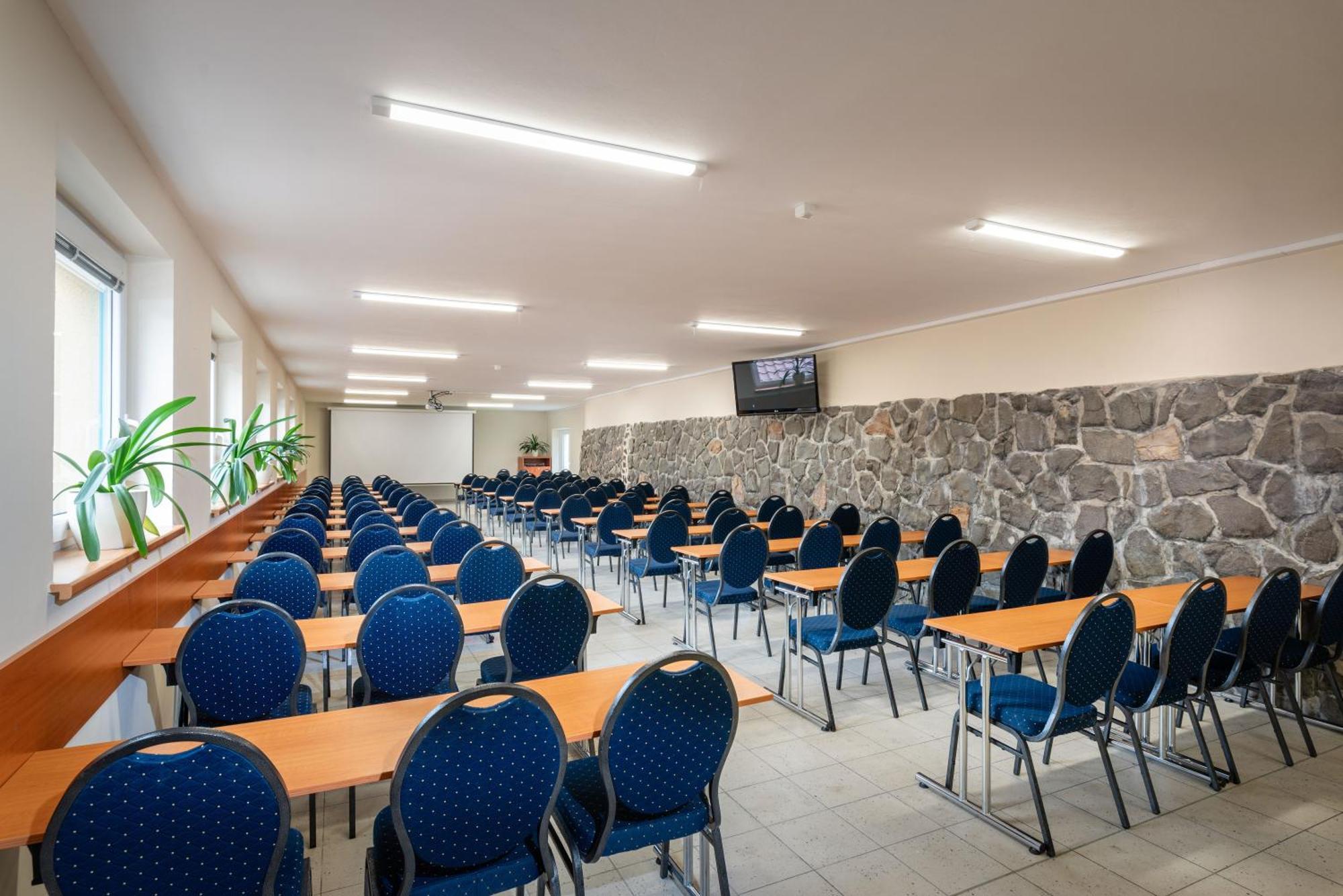 Horsky Hotel Remata Raztocno Екстер'єр фото